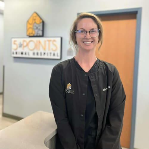 Dr. Julia Williams